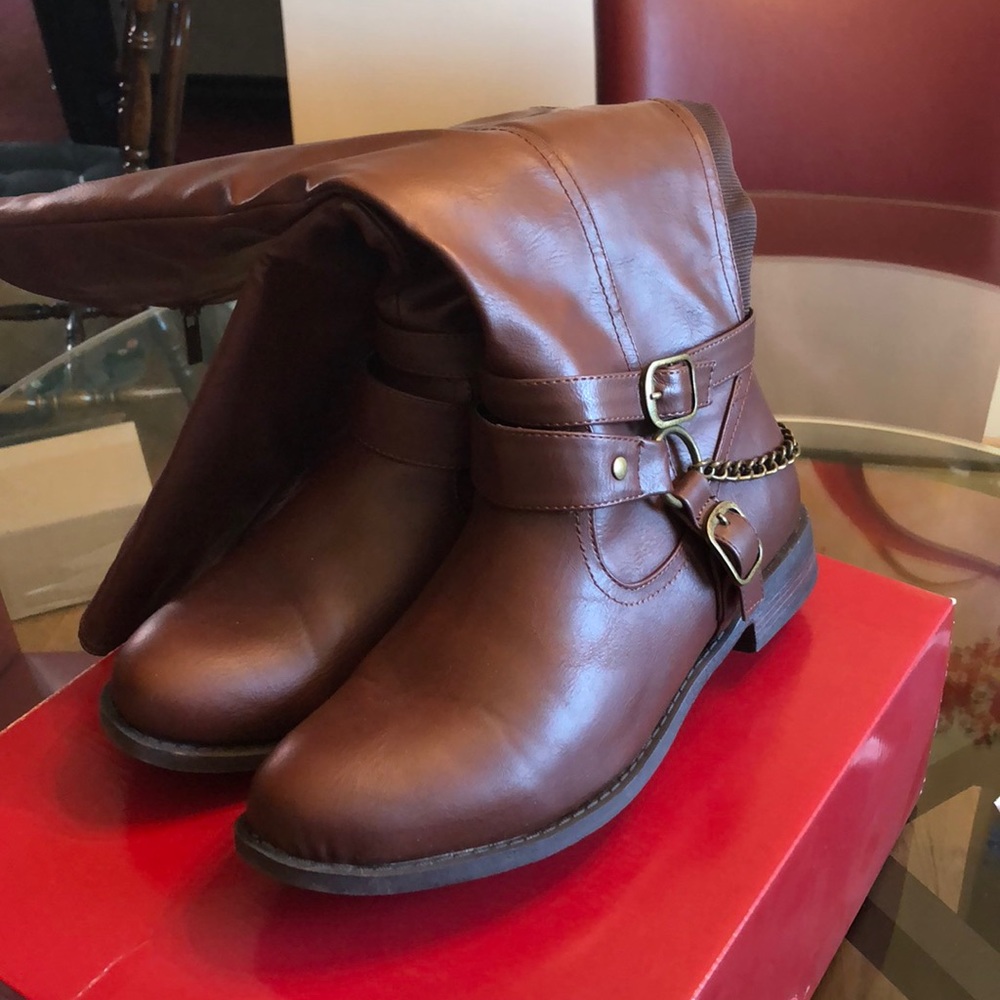 Avenue Womens Boots